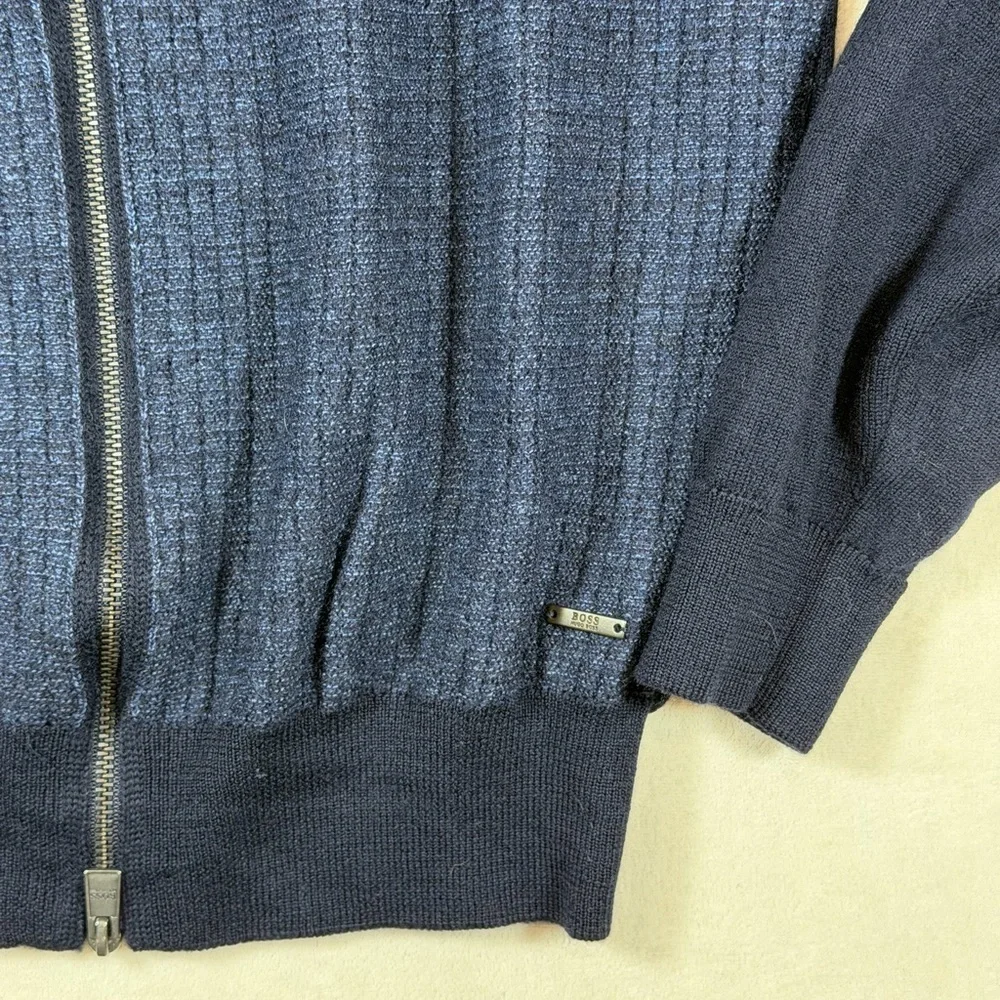 Hugo Boss elegant navy